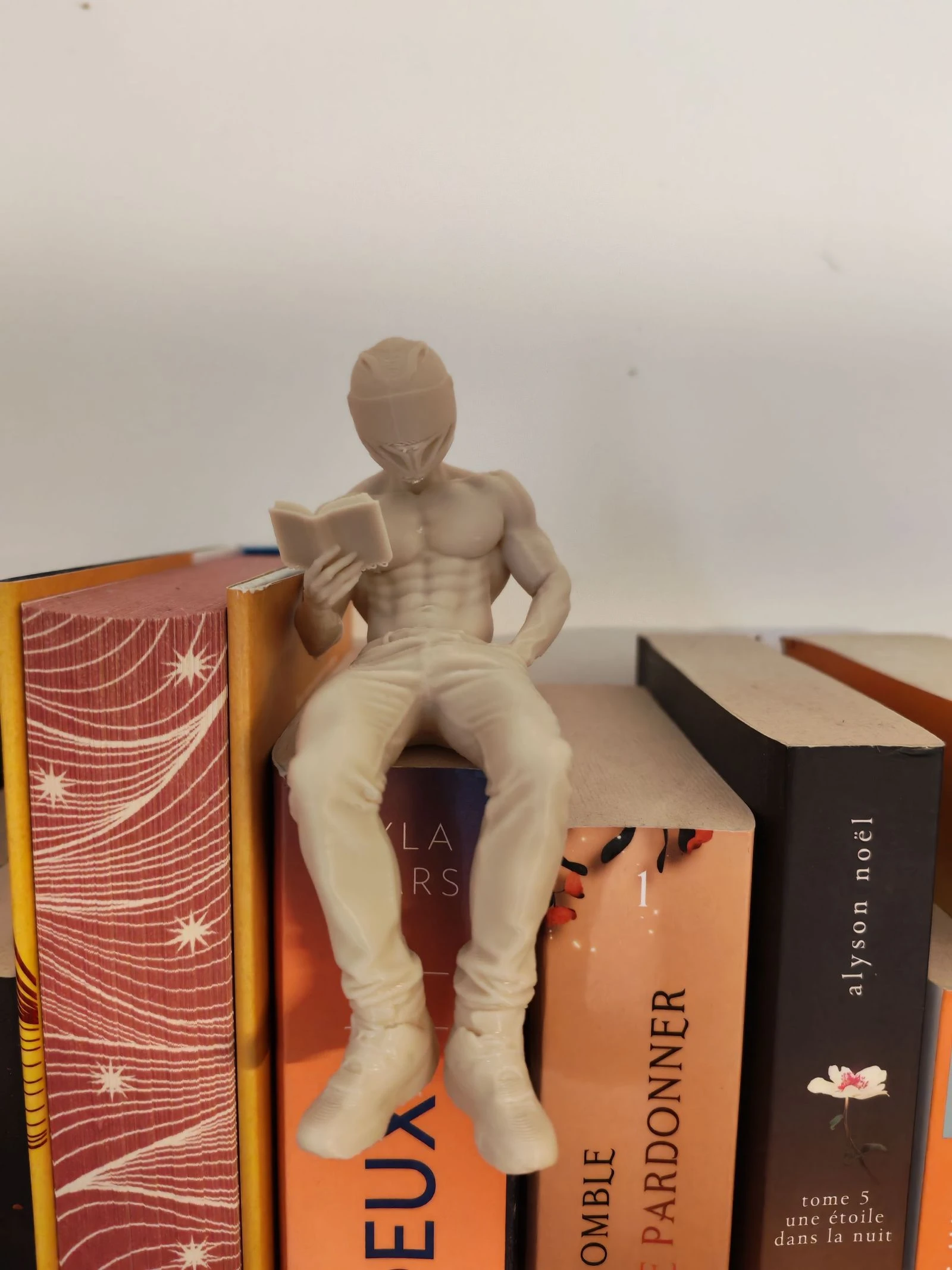 Sitting reader biker – photo 5